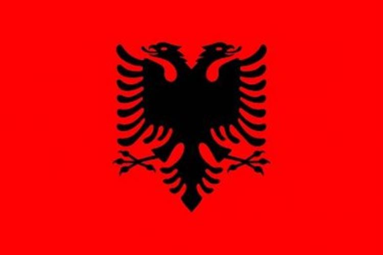 Albánie-vlajka