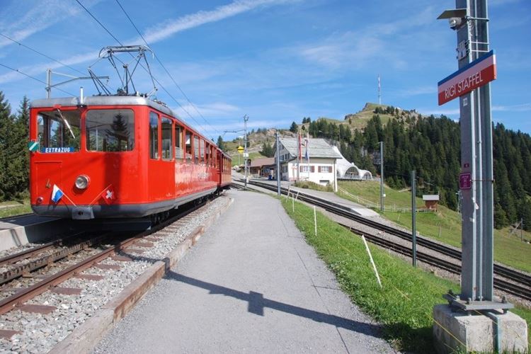Švýcarsko - jízda na Riggi - zastávka Riggi Staffel