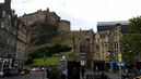 Skotsko - Edinburgh -Edinburský hrad a bývalé tržiště Grassmarket